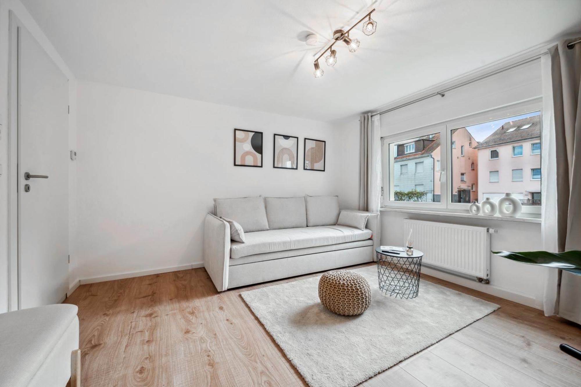 Malu Rooms - Ruhige Lage, Erdgeschoss, Smarttv, Netflix, 24H Checkin, 路德维希堡 外观 照片