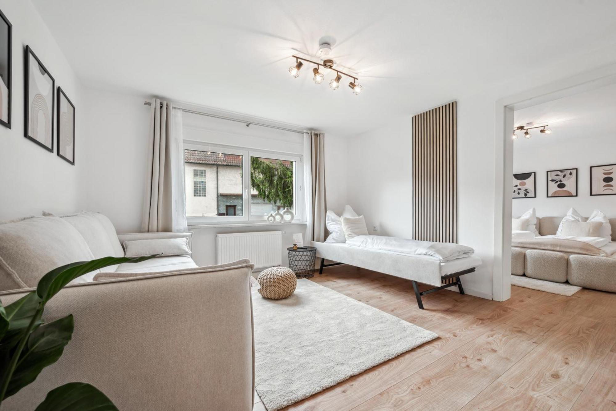 Malu Rooms - Ruhige Lage, Erdgeschoss, Smarttv, Netflix, 24H Checkin, 路德维希堡 外观 照片