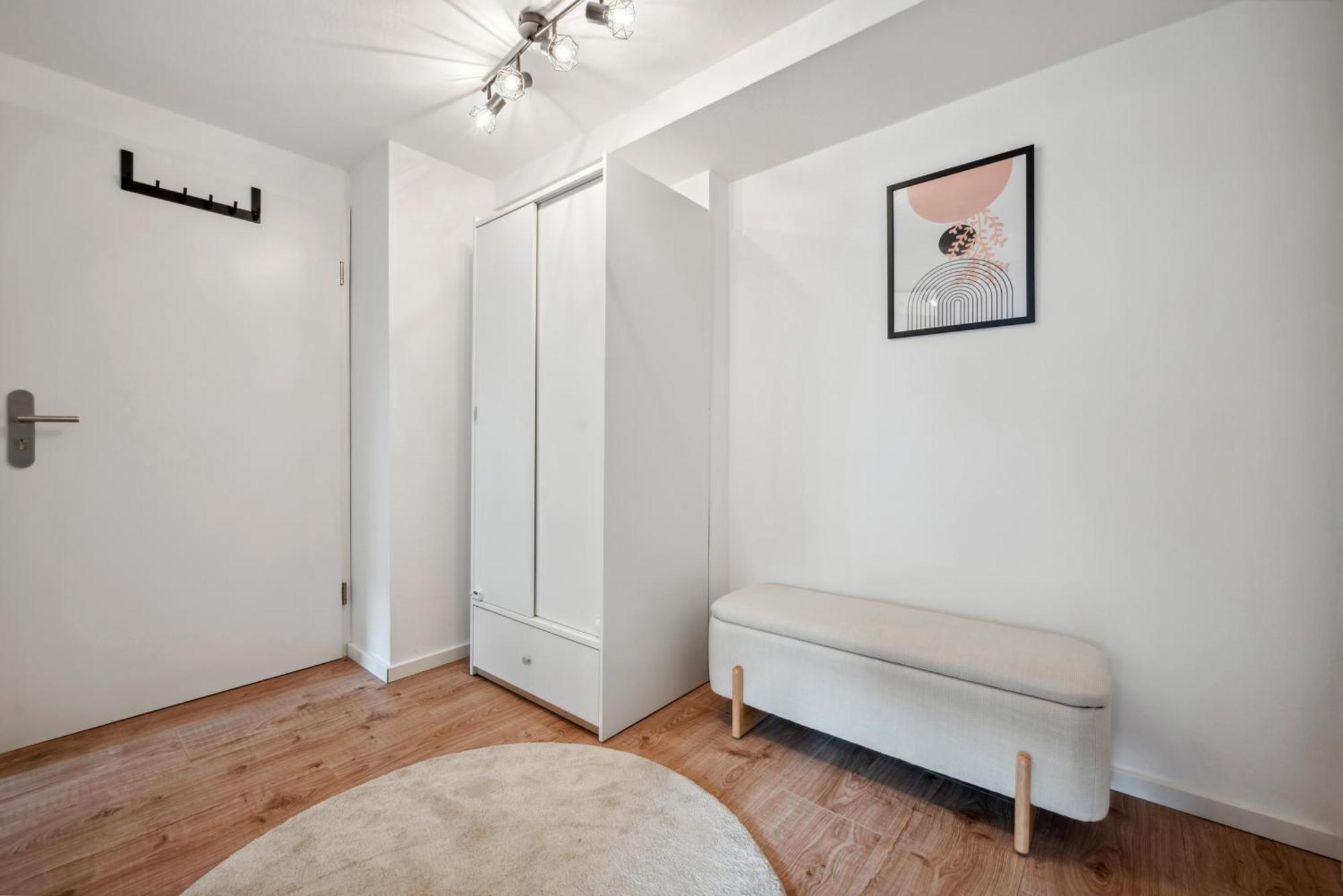 Malu Rooms - Ruhige Lage, Erdgeschoss, Smarttv, Netflix, 24H Checkin, 路德维希堡 外观 照片