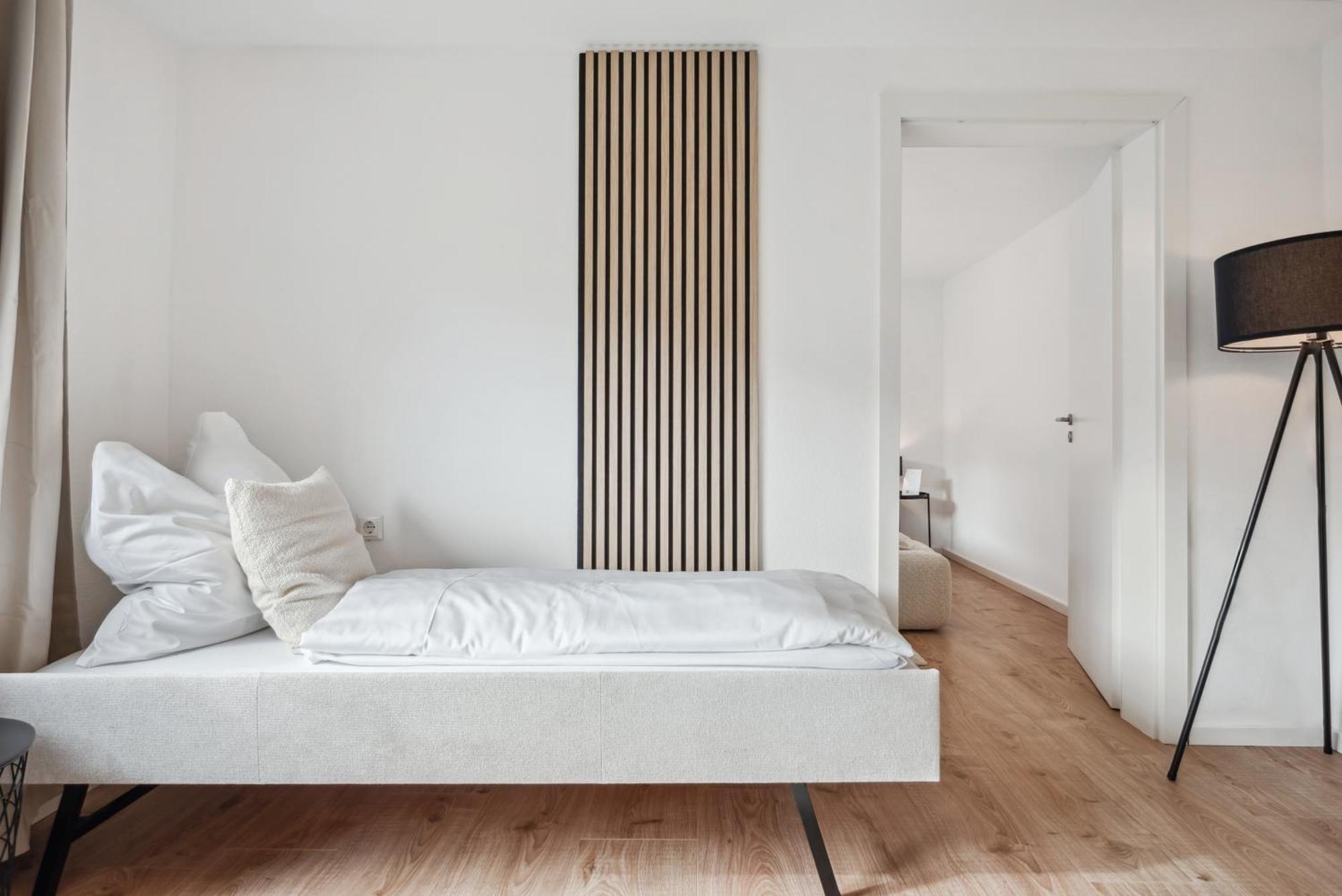 Malu Rooms - Ruhige Lage, Erdgeschoss, Smarttv, Netflix, 24H Checkin, 路德维希堡 外观 照片