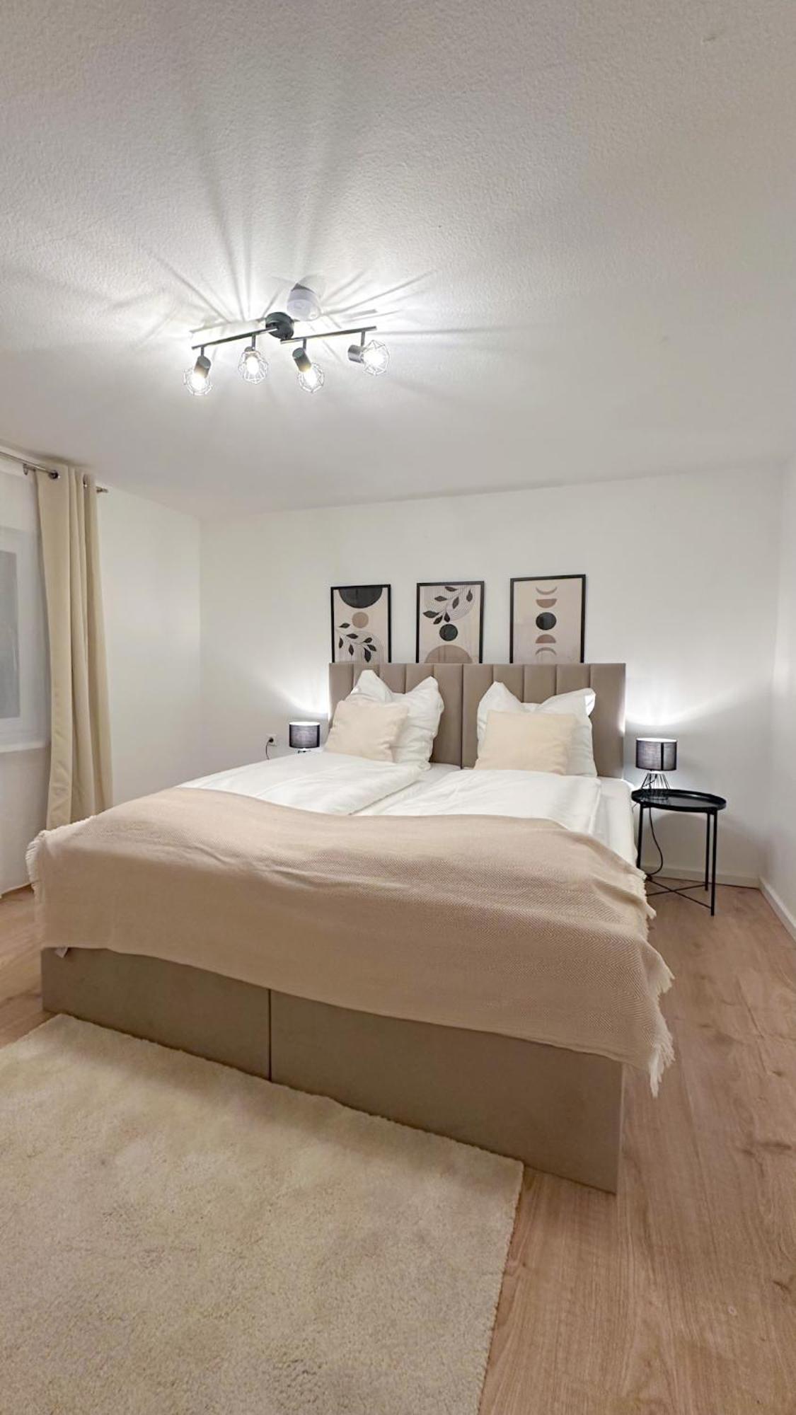 Malu Rooms - Ruhige Lage, Erdgeschoss, Smarttv, Netflix, 24H Checkin, 路德维希堡 外观 照片
