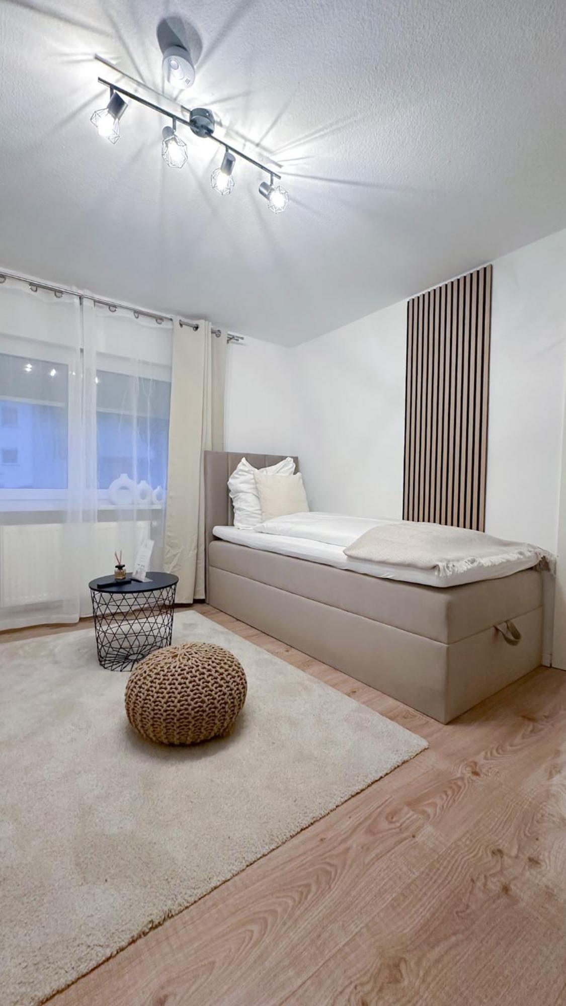 Malu Rooms - Ruhige Lage, Erdgeschoss, Smarttv, Netflix, 24H Checkin, 路德维希堡 外观 照片
